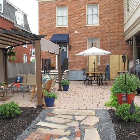 Georges On York B&B Taneytown Екстер'єр фото
