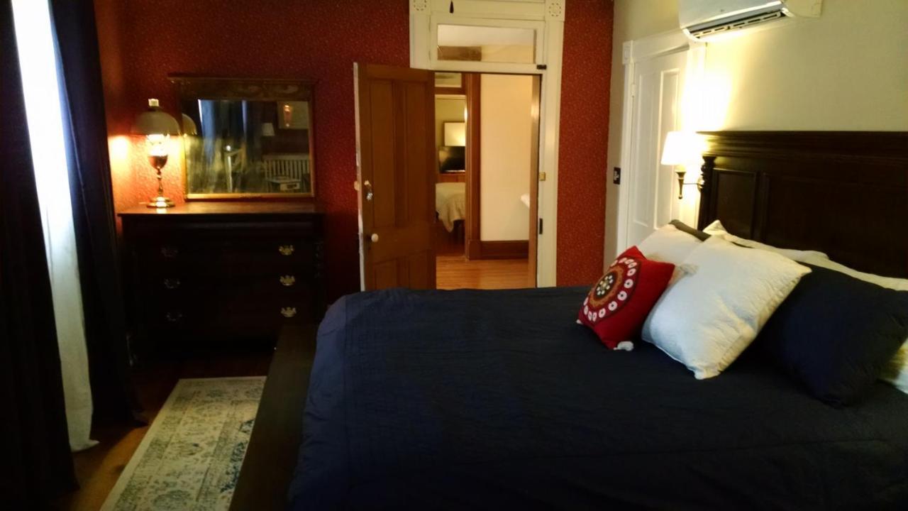 Georges On York B&B Taneytown Екстер'єр фото