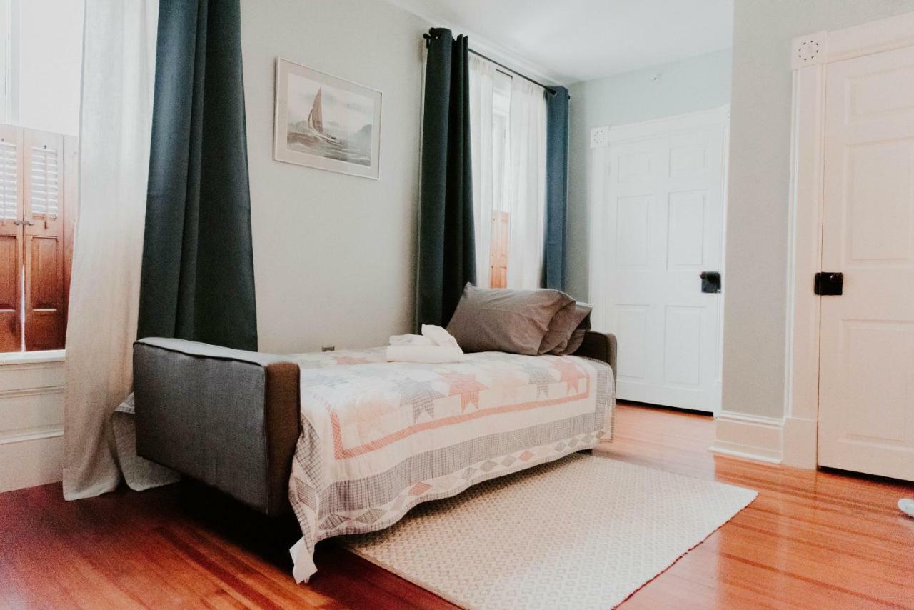Georges On York B&B Taneytown Екстер'єр фото